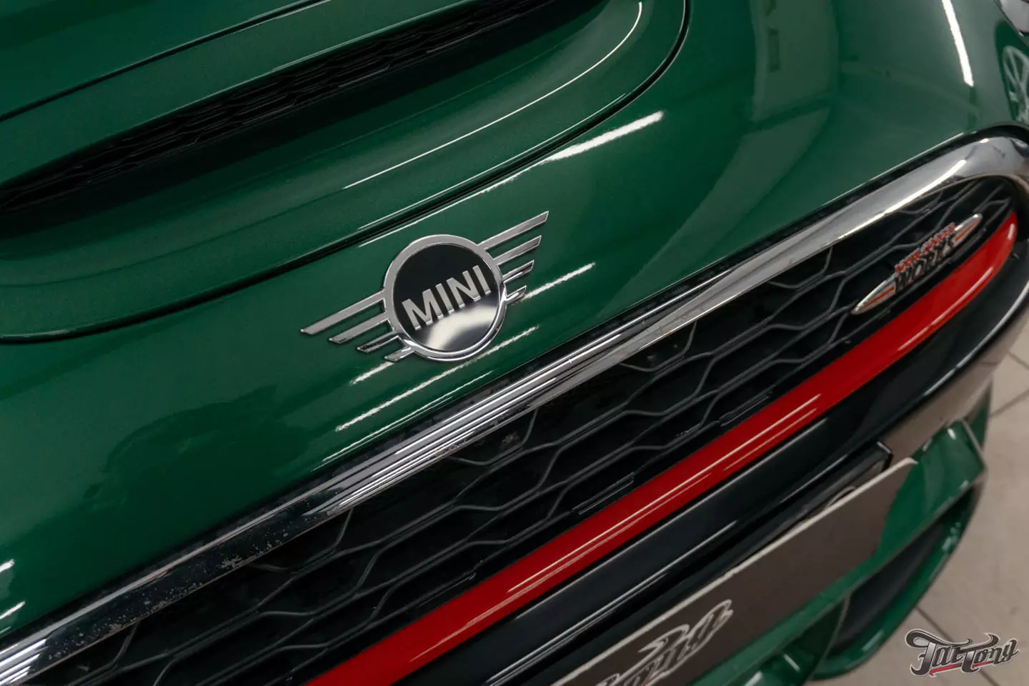 Тотальный антихром и комплекс детейлинг-услуг для Mini John Cooper Works